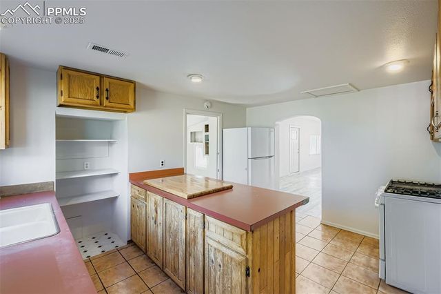 1160 Illinois Avenue, Canon City, CO 81212