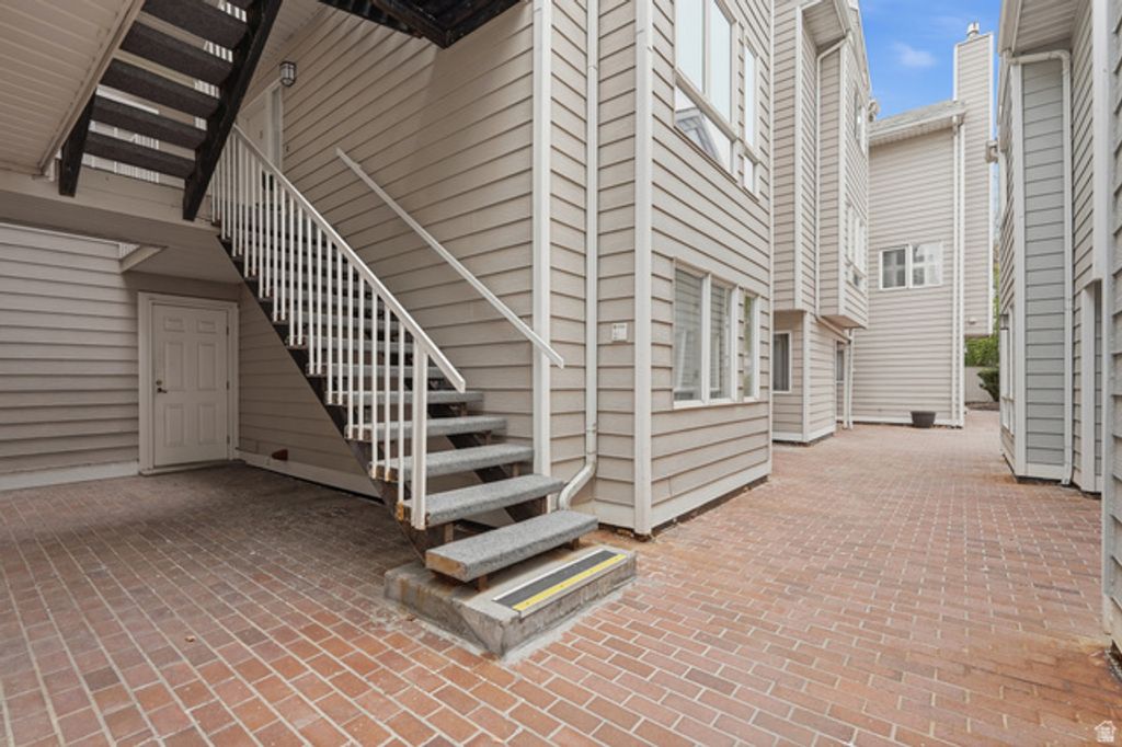 Image 5 of property listing at 525 E 2ND AVE #5, Salt Lake City, UT 84103