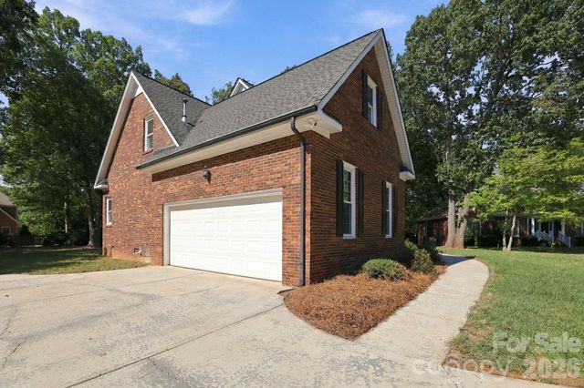 1471 Porch Swing Lane, Matthews, NC 28104