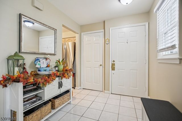 49 Alexandria Way Ondo, Bernards Twp., NJ 07920