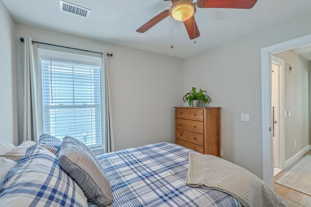 842 Harbor Pl Drive, Charleston, SC 29412