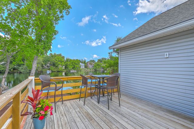 842 Harbor Pl Drive, Charleston, SC 29412
