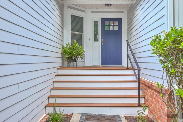 842 Harbor Pl Drive, Charleston, SC 29412