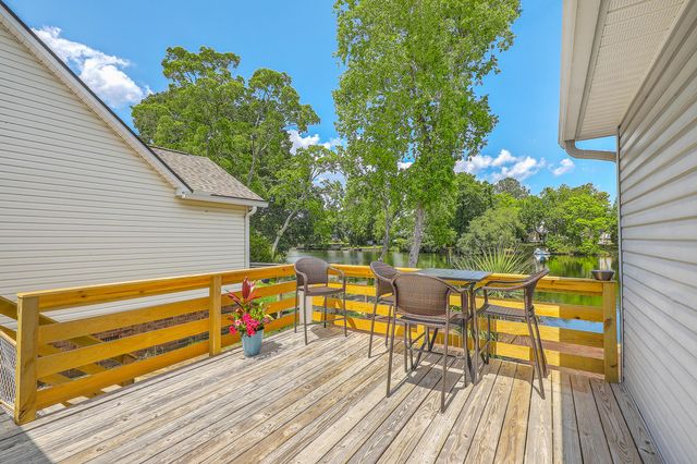 842 Harbor Pl Drive, Charleston, SC 29412