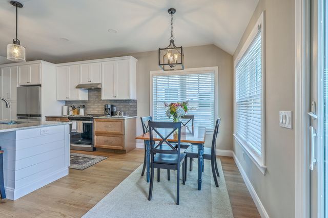 842 Harbor Pl Drive, Charleston, SC 29412