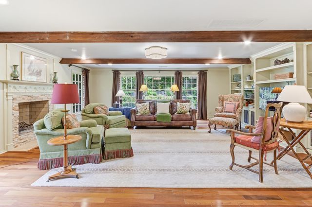 2461 BRANDEMERE DR, Germantown, TN 38139