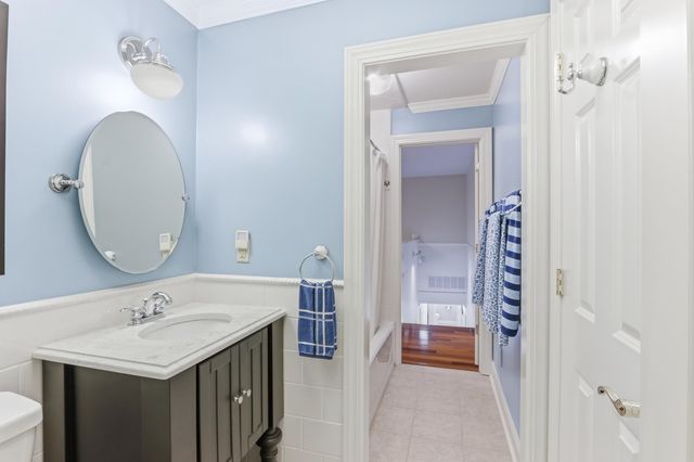 2461 BRANDEMERE DR, Germantown, TN 38139