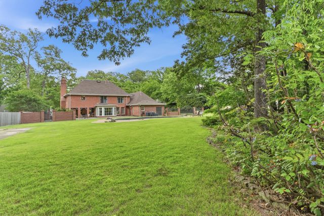 2461 BRANDEMERE DR, Germantown, TN 38139