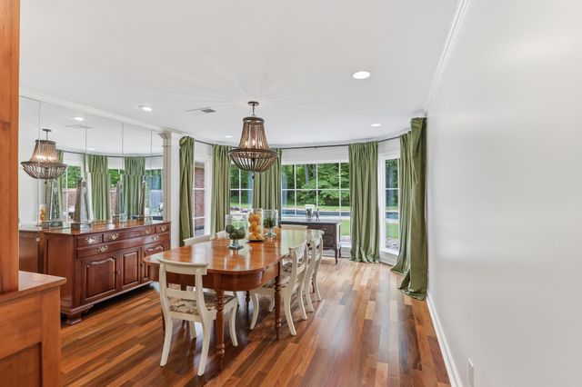 2461 BRANDEMERE DR, Germantown, TN 38139