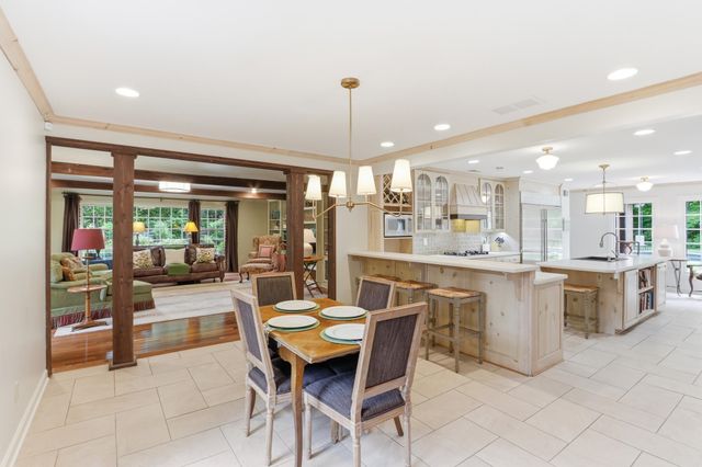 2461 BRANDEMERE DR, Germantown, TN 38139