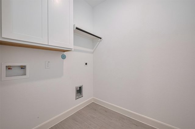 2907 Golden Isle Drive, Texas City, TX 77568