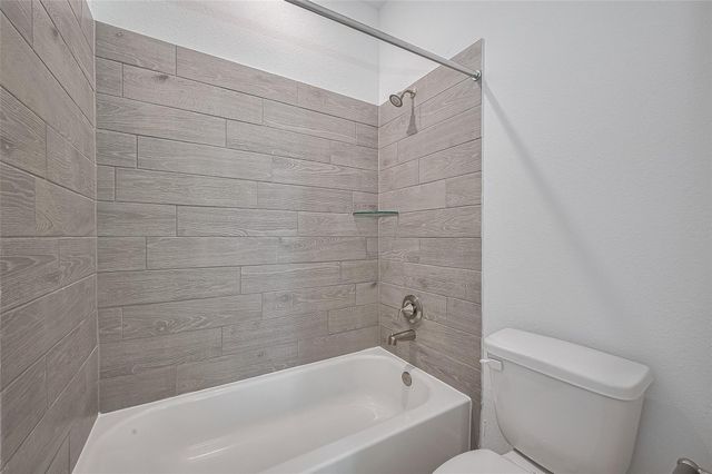 2907 Golden Isle Drive, Texas City, TX 77568