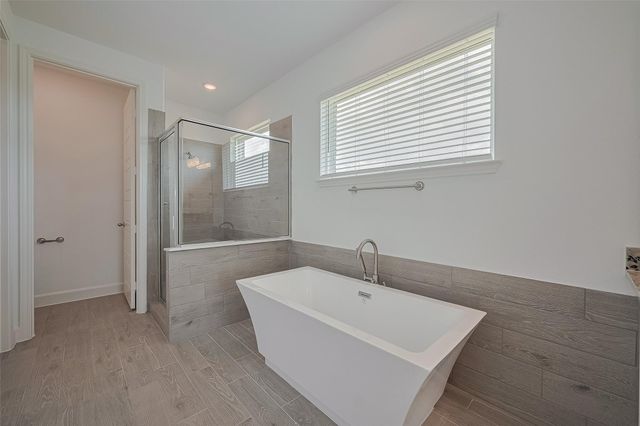 2907 Golden Isle Drive, Texas City, TX 77568