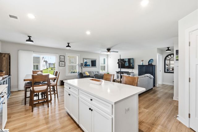 1064 Rev Robert Reid Street, Reidville, SC 29388