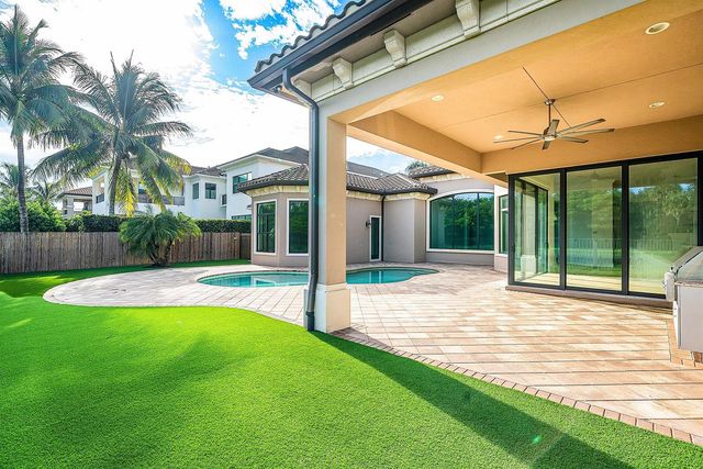 9599 Moritz Way, Delray Beach, FL 33446