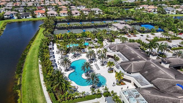 9599 Moritz Way, Delray Beach, FL 33446
