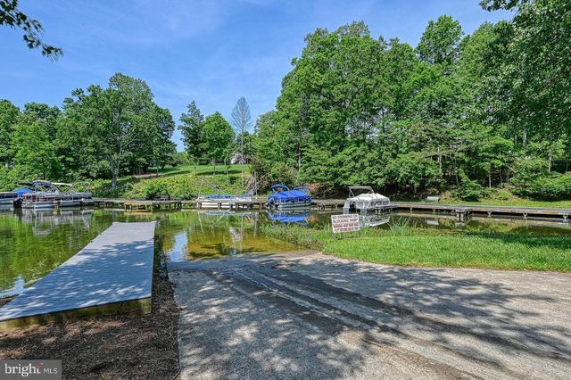 15309 RED OAK LN, Mineral, VA 23117