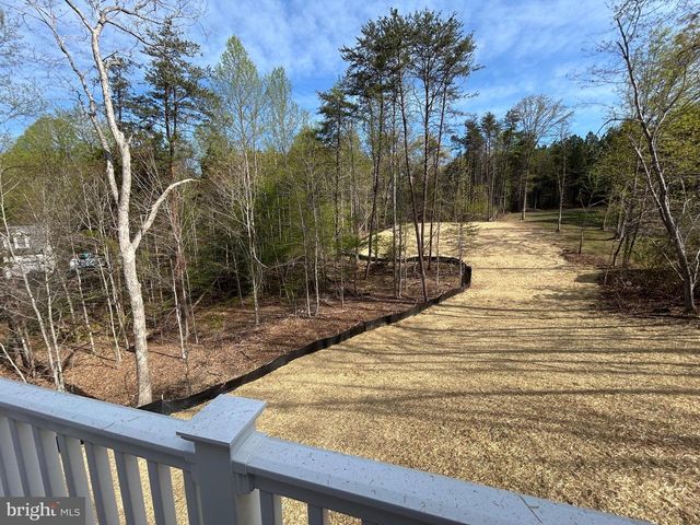 15309 RED OAK LN, Mineral, VA 23117