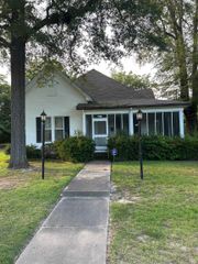 519 E 15th Ave, Pine Bluff, AR 71601