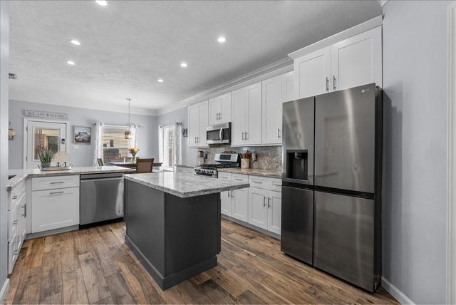 413 Lookout Lane, Dickinson, TX 77539