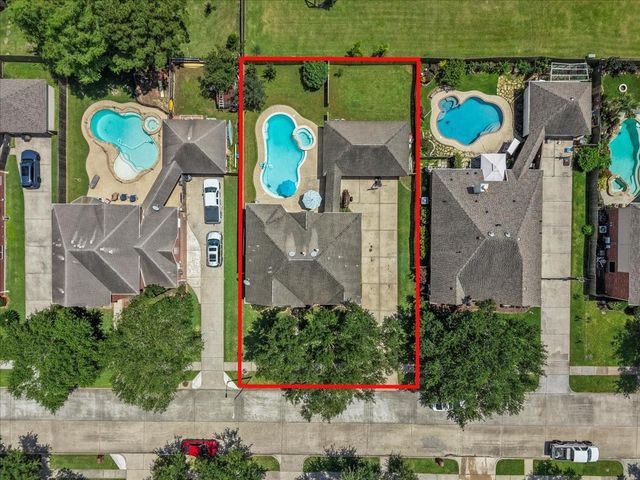413 Lookout Lane, Dickinson, TX 77539