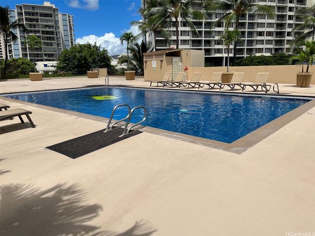 411 Hobron Lane 1012, Honolulu, HI 96815