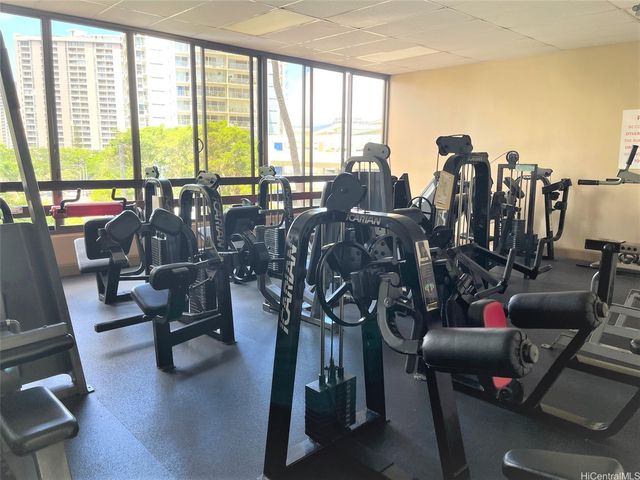 411 Hobron Lane 1012, Honolulu, HI 96815
