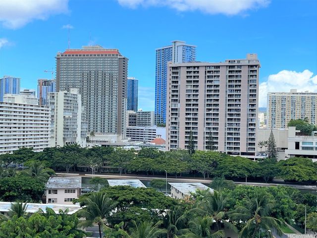 411 Hobron Lane 1012, Honolulu, HI 96815