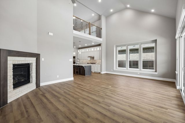1633 Buscot Lane, Fort Worth, TX 76052