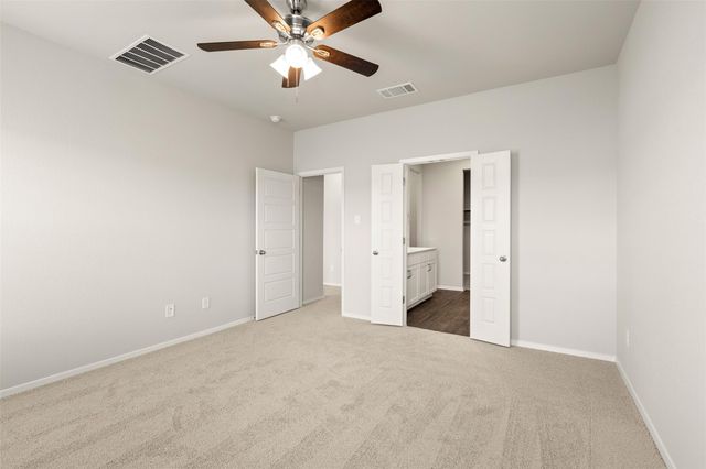 291 Chesterfield DR, Kyle, TX 78640