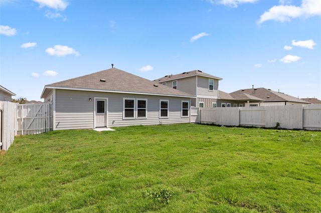 291 Chesterfield DR, Kyle, TX 78640