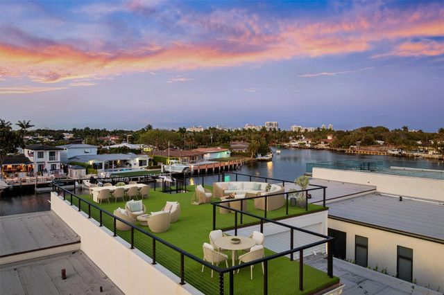 2221 NE 19th Street, Fort Lauderdale, FL 33305