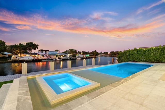 2221 NE 19th Street, Fort Lauderdale, FL 33305