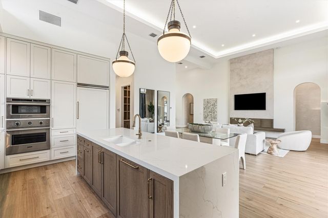 2221 NE 19th Street, Fort Lauderdale, FL 33305