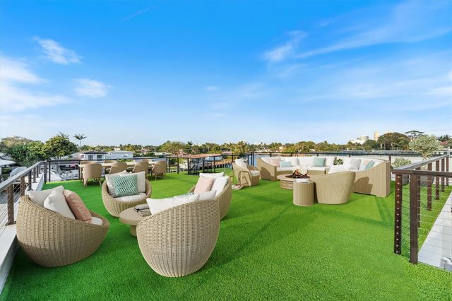 2221 NE 19th Street, Fort Lauderdale, FL 33305