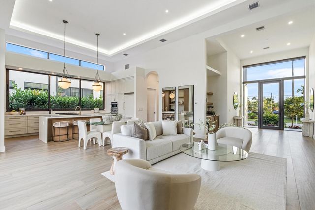 2221 NE 19th Street, Fort Lauderdale, FL 33305