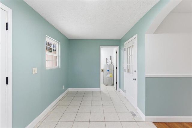 207 PARIS SW Drive, Rome, GA 30165