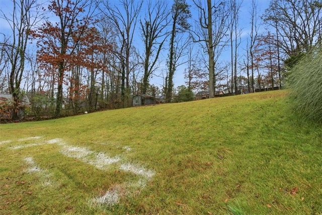 207 PARIS SW Drive, Rome, GA 30165