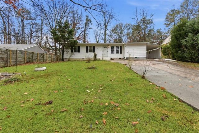 207 PARIS SW Drive, Rome, GA 30165