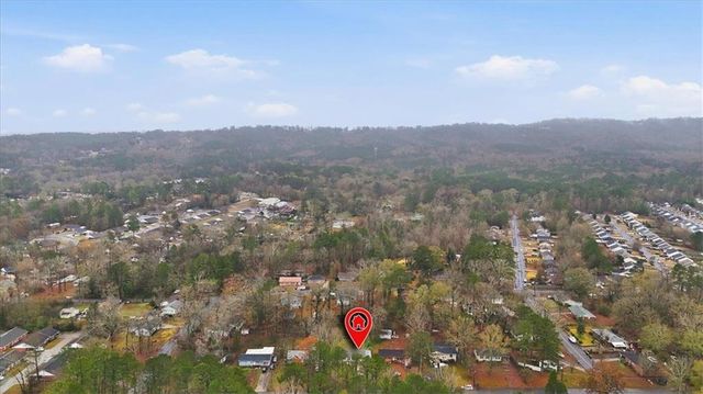 207 PARIS SW Drive, Rome, GA 30165