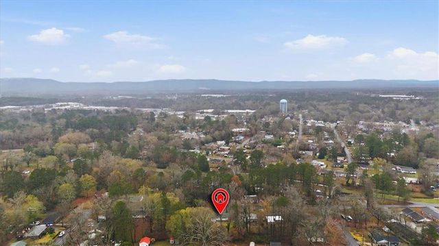 207 PARIS SW Drive, Rome, GA 30165