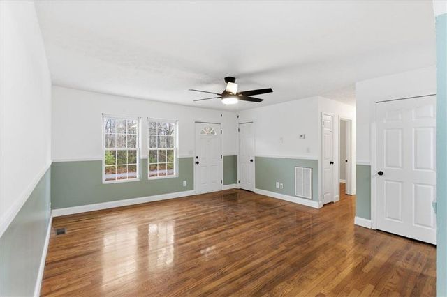 207 PARIS SW Drive, Rome, GA 30165