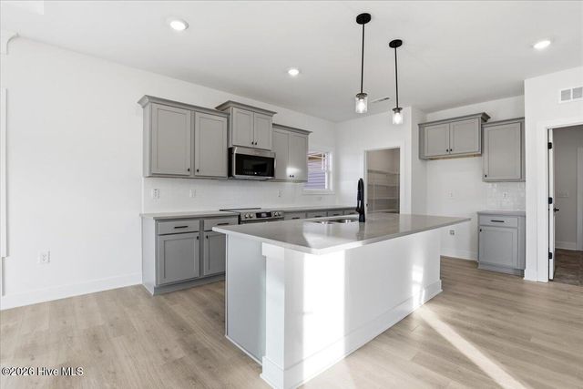107 Brighton Street, La Grange, NC 28551