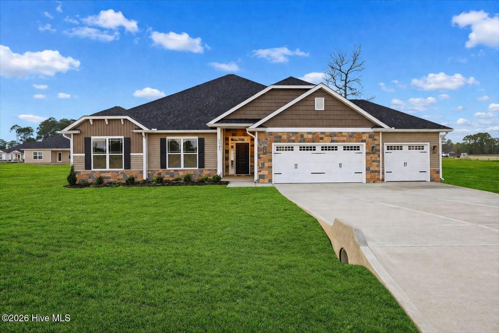 107 Brighton Street, La Grange, NC 28551