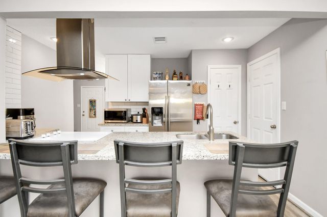 10011 Cantertrot Drive, Humble, TX 77338