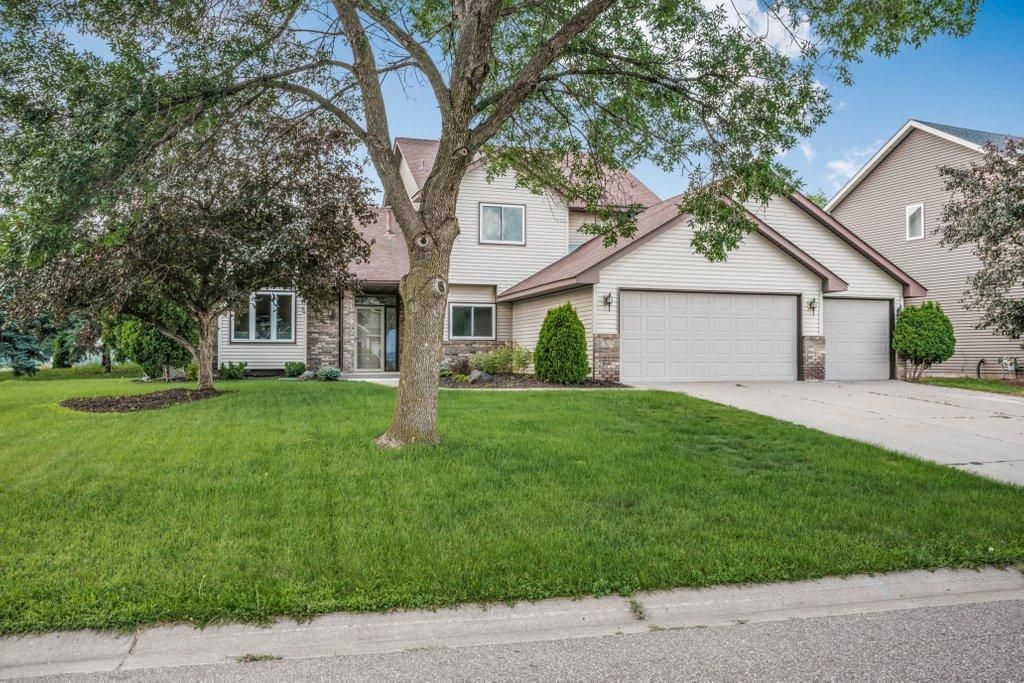 2824 92nd Crescent N, Brooklyn Park, MN 55443