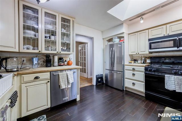 343 Forest Avenue, Paramus, NJ 07652