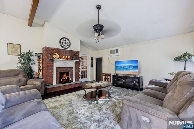 343 Forest Avenue, Paramus, NJ 07652