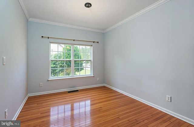 2 PICKERING CIR, Princeton, NJ 08540