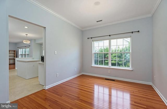 2 PICKERING CIR, Princeton, NJ 08540